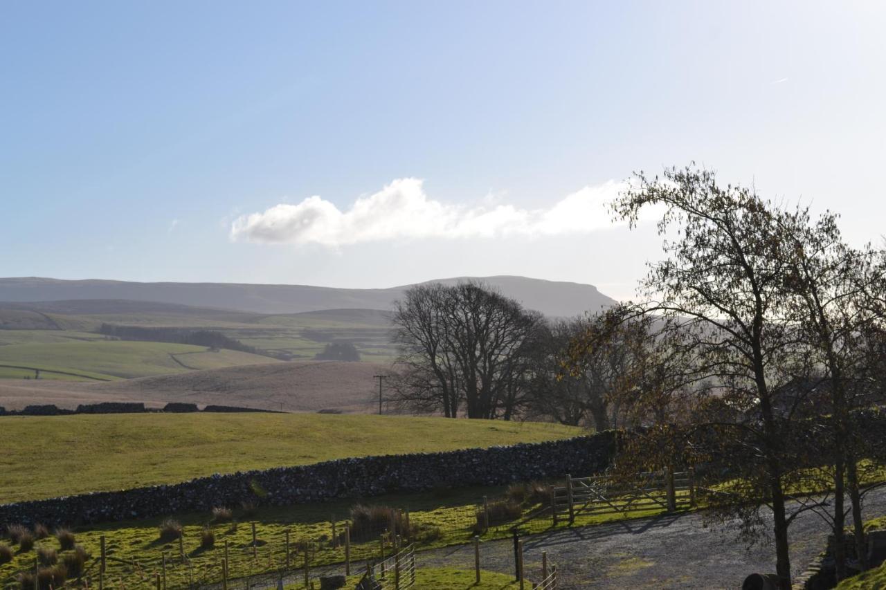 The Warren Lodge Cabin At Ashes Farm, Near Settle Eksteriør billede