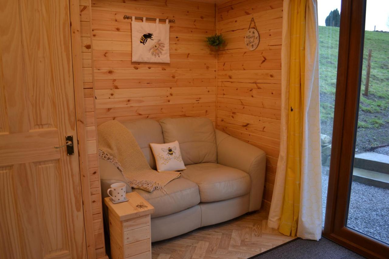 The Warren Lodge Cabin At Ashes Farm, Near Settle Eksteriør billede