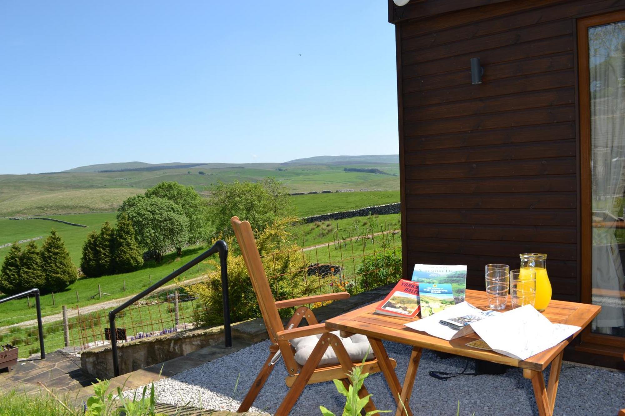 The Warren Lodge Cabin At Ashes Farm, Near Settle Eksteriør billede