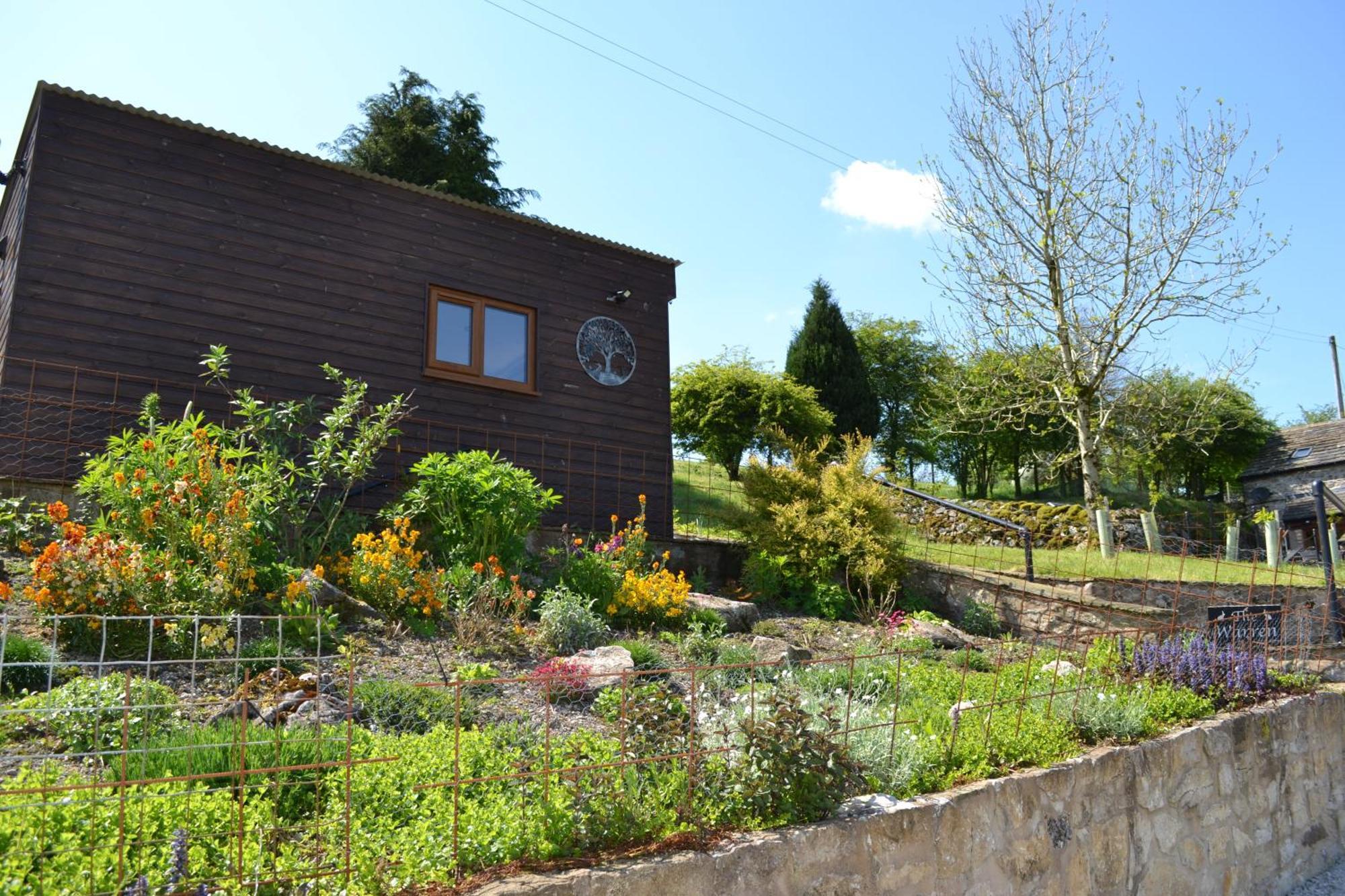 The Warren Lodge Cabin At Ashes Farm, Near Settle Eksteriør billede